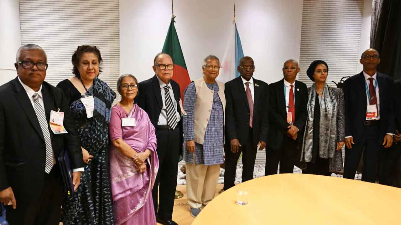 জিবুতির প্রধানমন্ত্রীর সঙ্গে প্রধান উপদেষ্টার বৈঠক